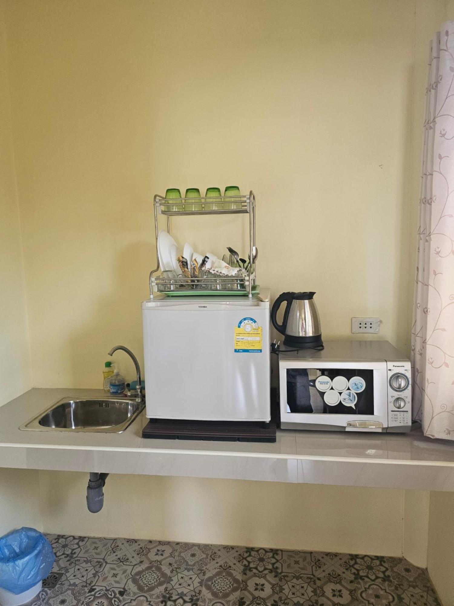 Bed and Breakfast Khaoyaitriplefive Ban Thung Sawang Exterior foto
