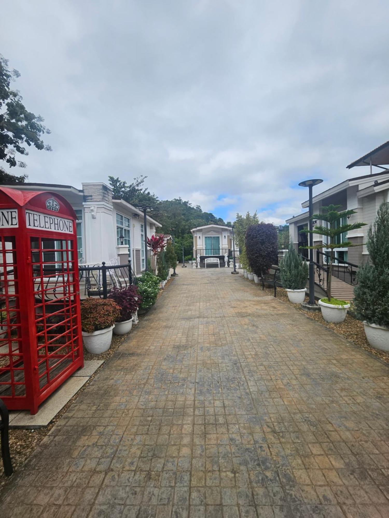 Bed and Breakfast Khaoyaitriplefive Ban Thung Sawang Exterior foto
